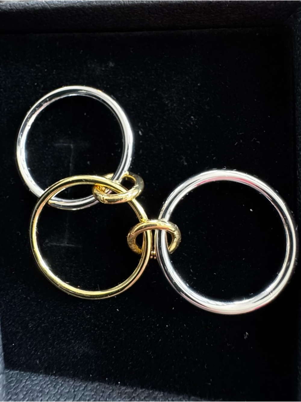 Two-Tone Interlocking Stackable Rings - Gold & Silver: size 11 (65mm) - Picture 2 of 3